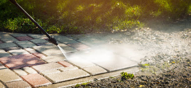 Best Rust Removal  in Lindenhurst, NY